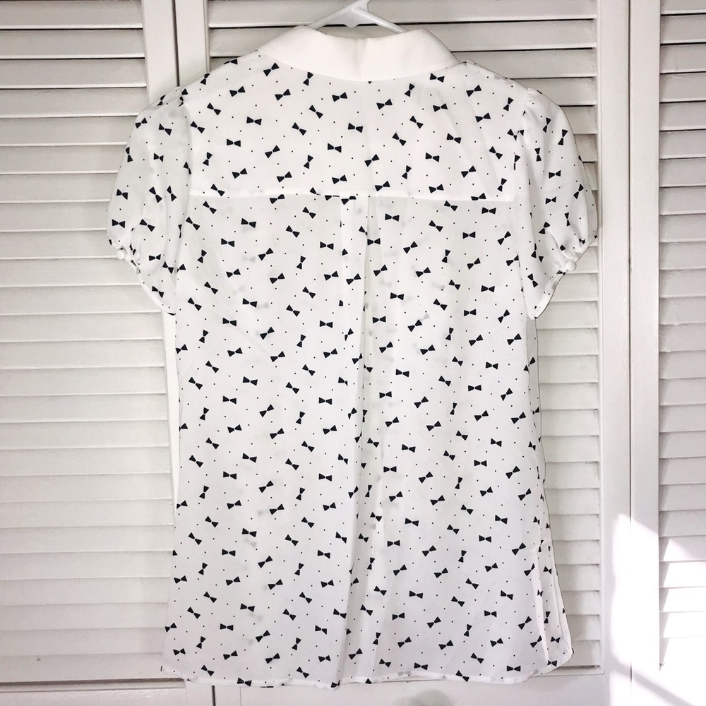 Roem Bow print jewel collar hidden button shortsleeves blouse Sz xs - Picture 3 of 8